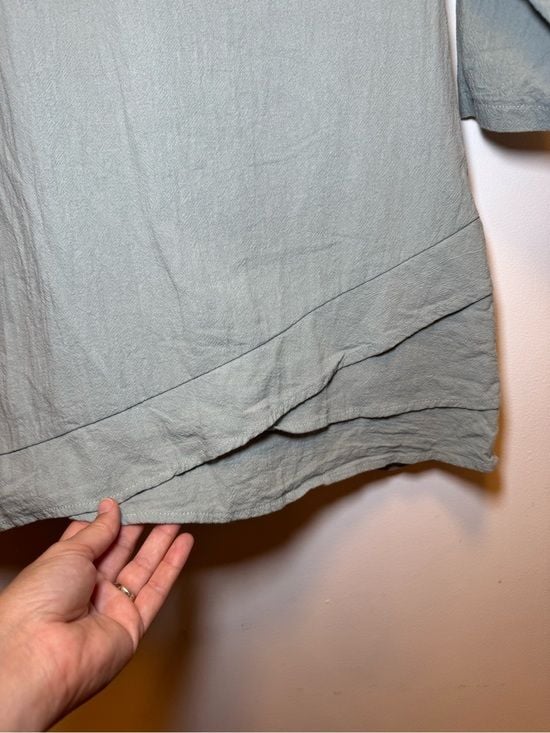 Relaxed Scoop Neck Layered Hem Tunic - Sage Green 100% Cotton Size Medium 4