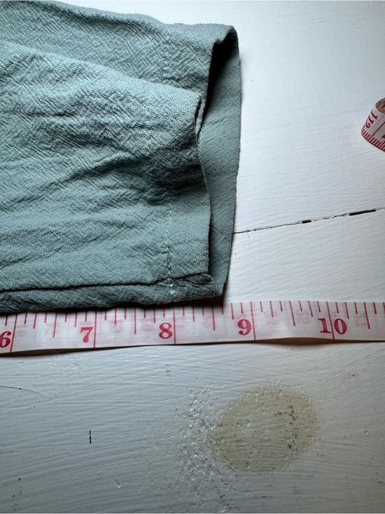 Relaxed Scoop Neck Layered Hem Tunic - Sage Green 100% Cotton Size Medium 9