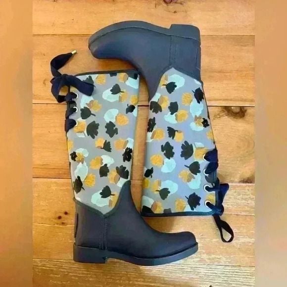 NWOT Coach Tristee Classic Flower Print lace up corset logo rain boots US size 6 2