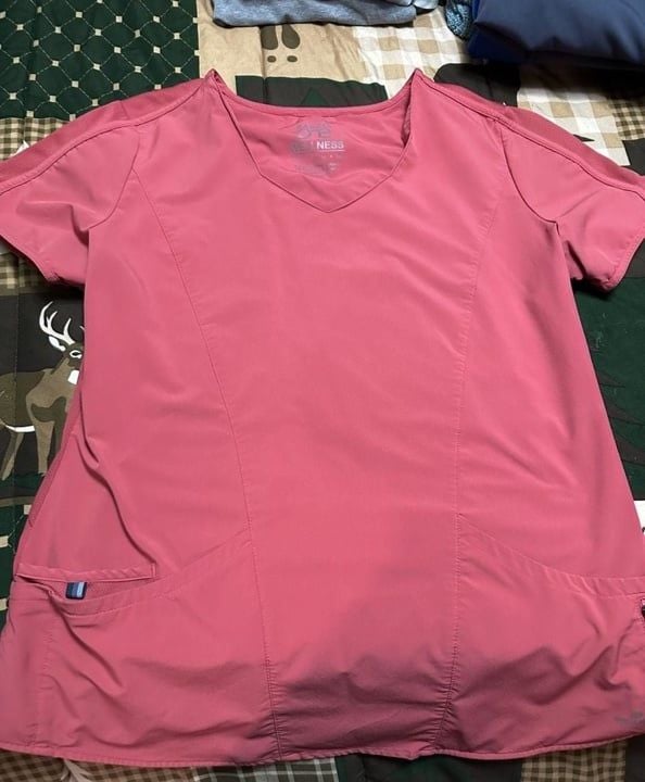 Barco One Wellness Women's V-Neck Scrub Top Pink 2