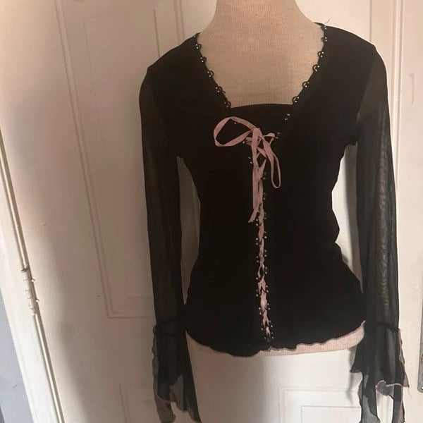 ENT blouse