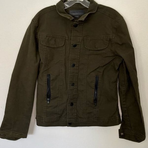 Triumph Over Tragedy Women’s Olive Green Utility Trucker Jacket Size Small