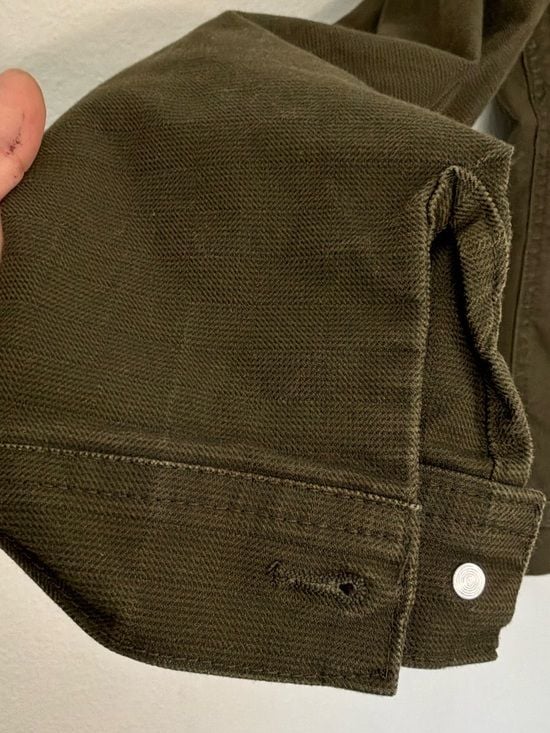 Triumph Over Tragedy Women’s Olive Green Utility Trucker Jacket Size Small 12