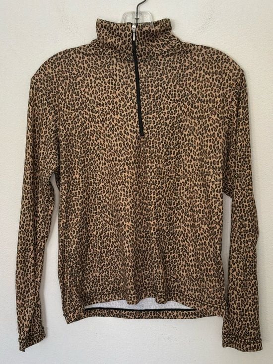 NILS Sportswear Women’s Leopard Print Quarter Zip Pullover Top Size Medium 2