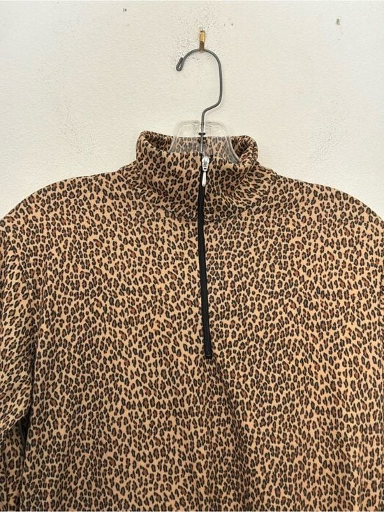 NILS Sportswear Women’s Leopard Print Quarter Zip Pullover Top Size Medium 4