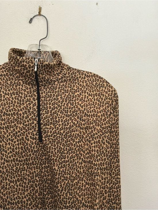 NILS Sportswear Women’s Leopard Print Quarter Zip Pullover Top Size Medium 7