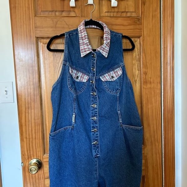 Vintage Revolt Blue Denim Sleeveless Romper with Plaid Collar