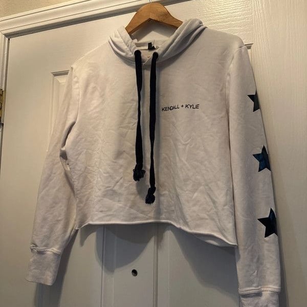 Kendall and Kylie Cropped Hooded Sweatshirt - M