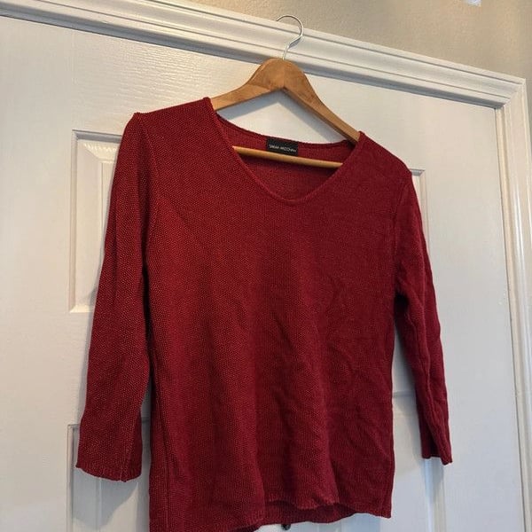 100% Rayon Red Knit Sweater - M