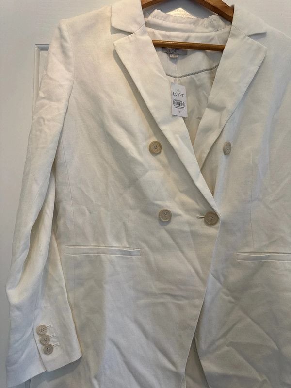 LOFT Size 4 White Blazer (Uncut) 3