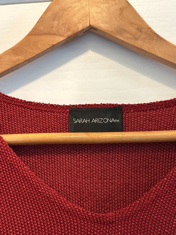 100% Rayon Red Knit Sweater - M 4