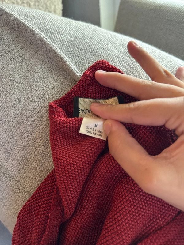 100% Rayon Red Knit Sweater - M 6