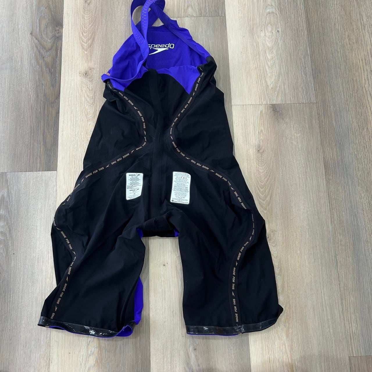 Speedo LZR Pure Valor Kneeskin Size 28 Purple Black 4