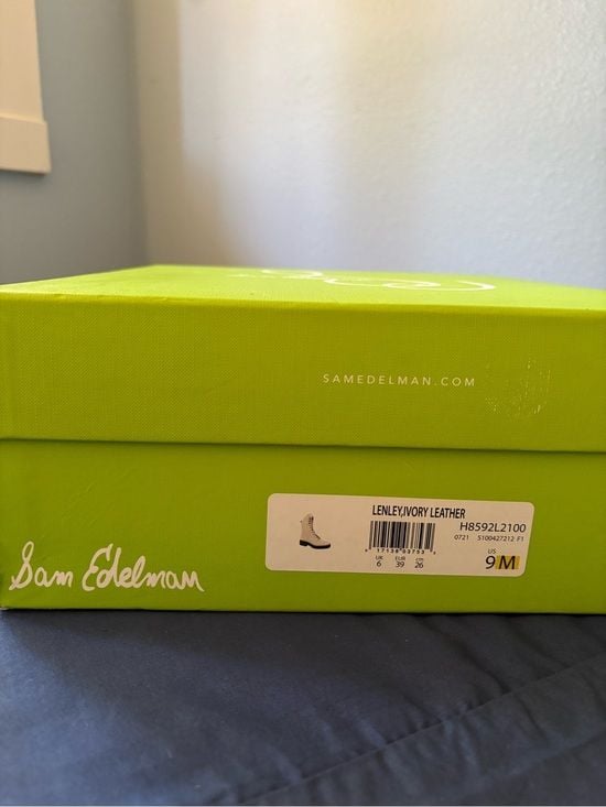 Sam Edelman cream lace up boots NEW IN BOX! 6