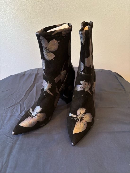 Cecelia New York Fredda Butterfly Sock Booties, NEW WITH BOX!! 2