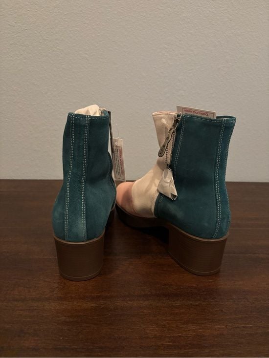 Lazo "Luna" booties 5