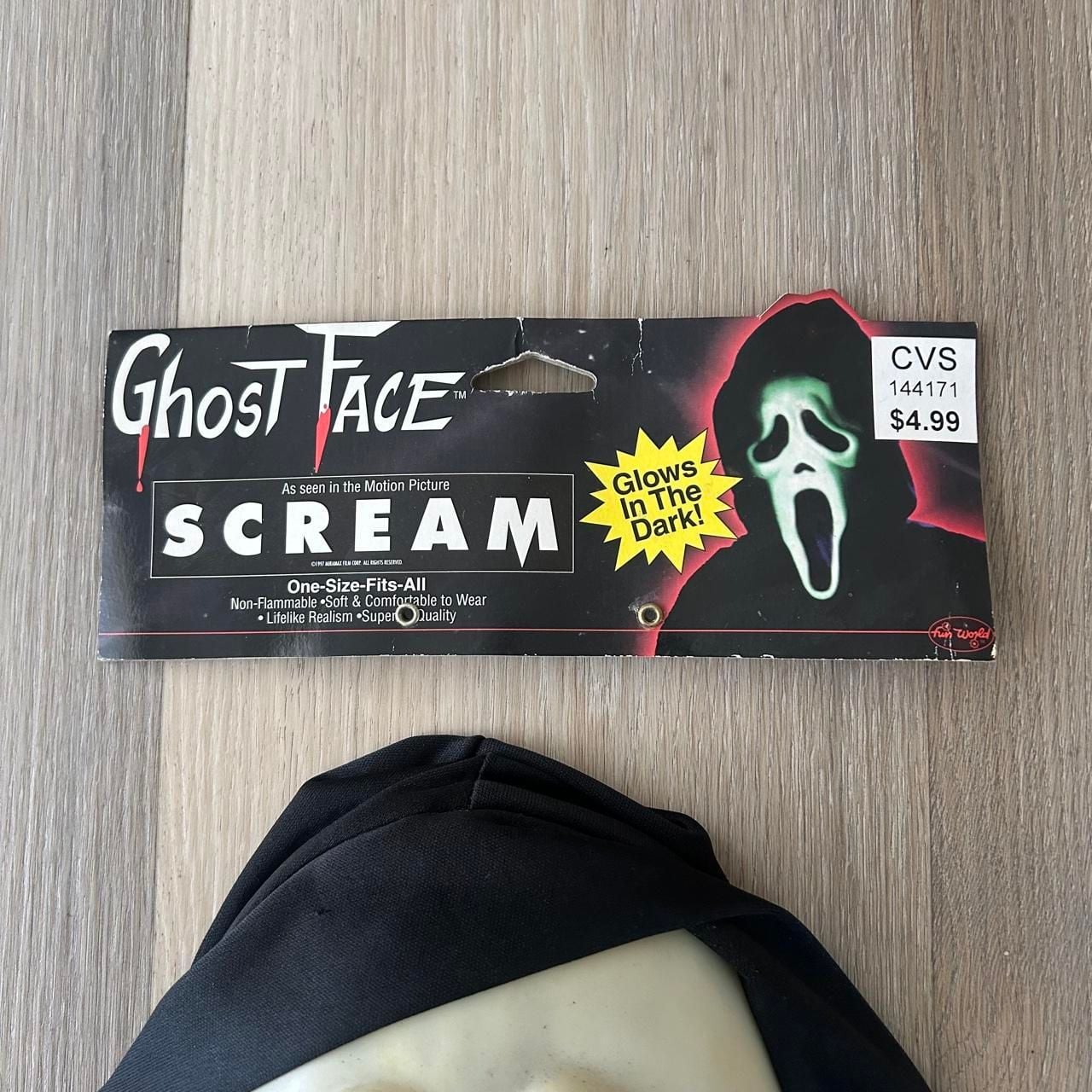 Fun World Ghost Face Scream Mask Glow In The Dark 9206 2
