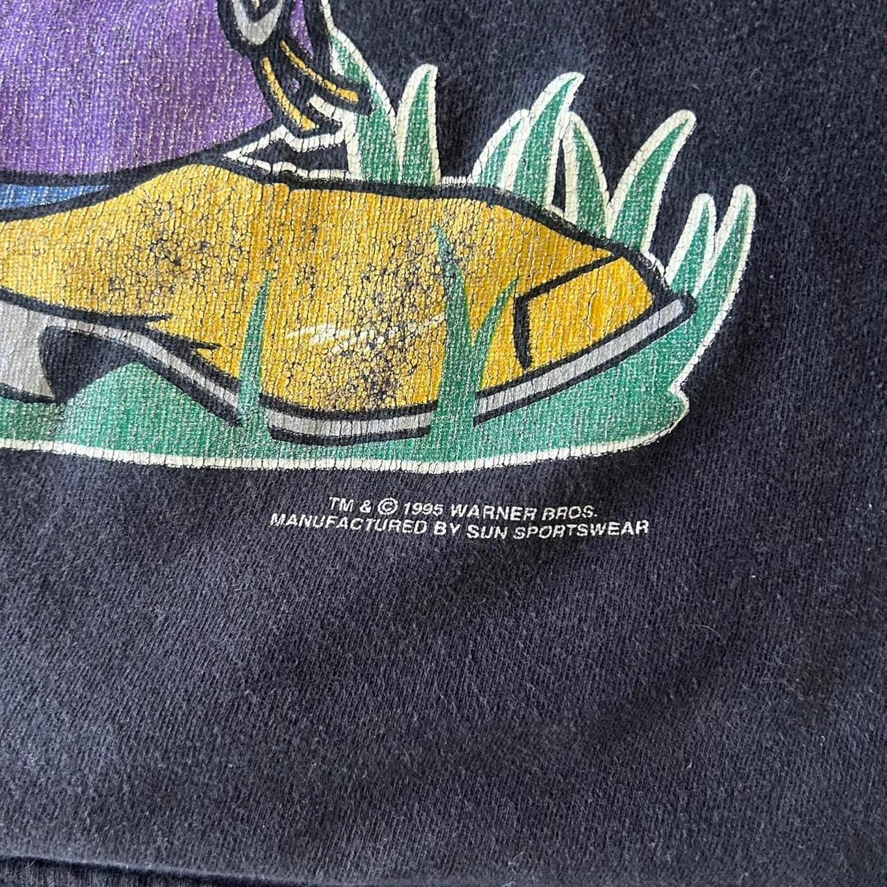 Ozark Mountain Jean Company Bugs Bunny 1995 T-Shirt Black Boxy Crop Top 3