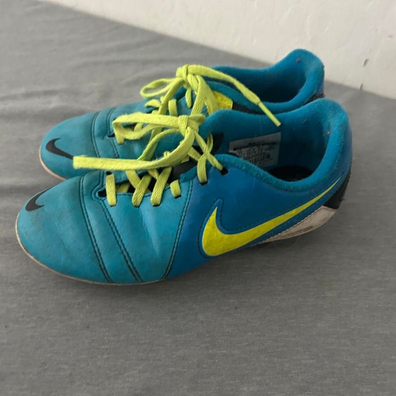 Nike CTR360 Maestri FG Size 1Y Blue Yellow Soccer Cleats Boots 3