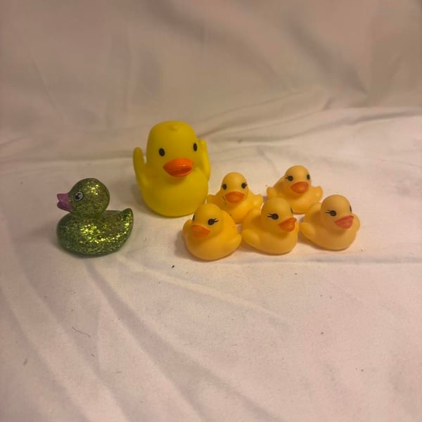 Rubber Duck Toy Lot Yellow Mama Duck Babies Glitter Duck