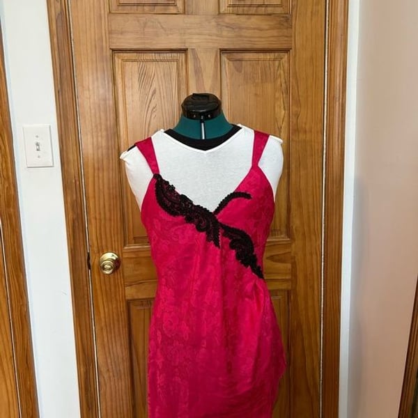 Vintage Gold Label Victoria's Secret Hot Pink Slip with Black Lace Accent
