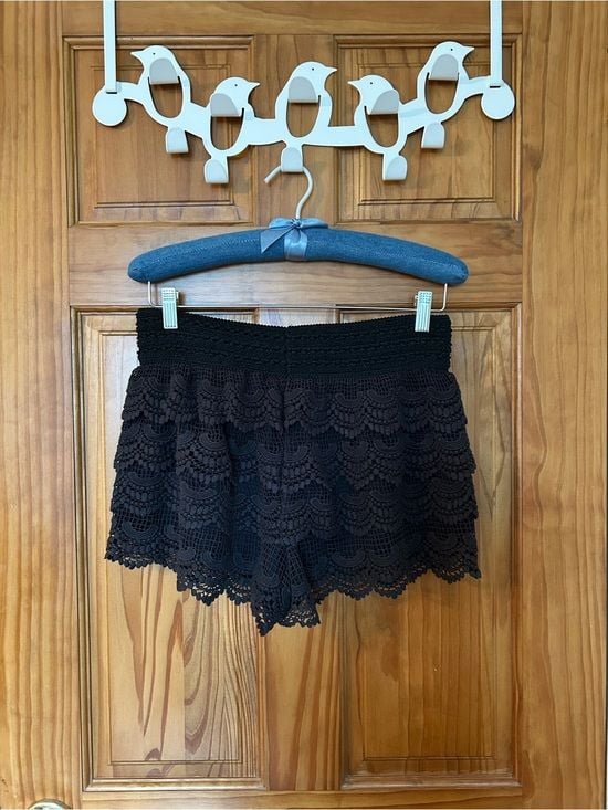 Jolt Black Crochet Lace Shorts 3