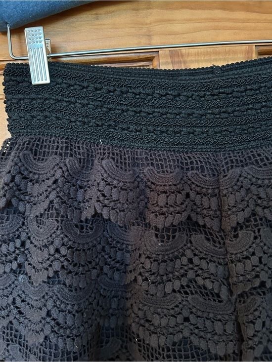 Jolt Black Crochet Lace Shorts 4