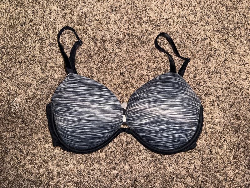 Victoria’s Secret PINK Wear Everywhere Super Push-Up Bra 32DD 2