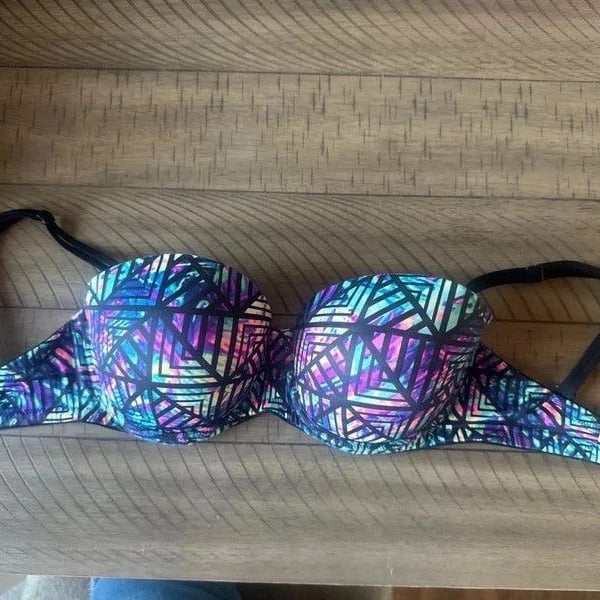 Victoria’s Secret PINK Wear Everywhere Multi-Way Push-Up Bra