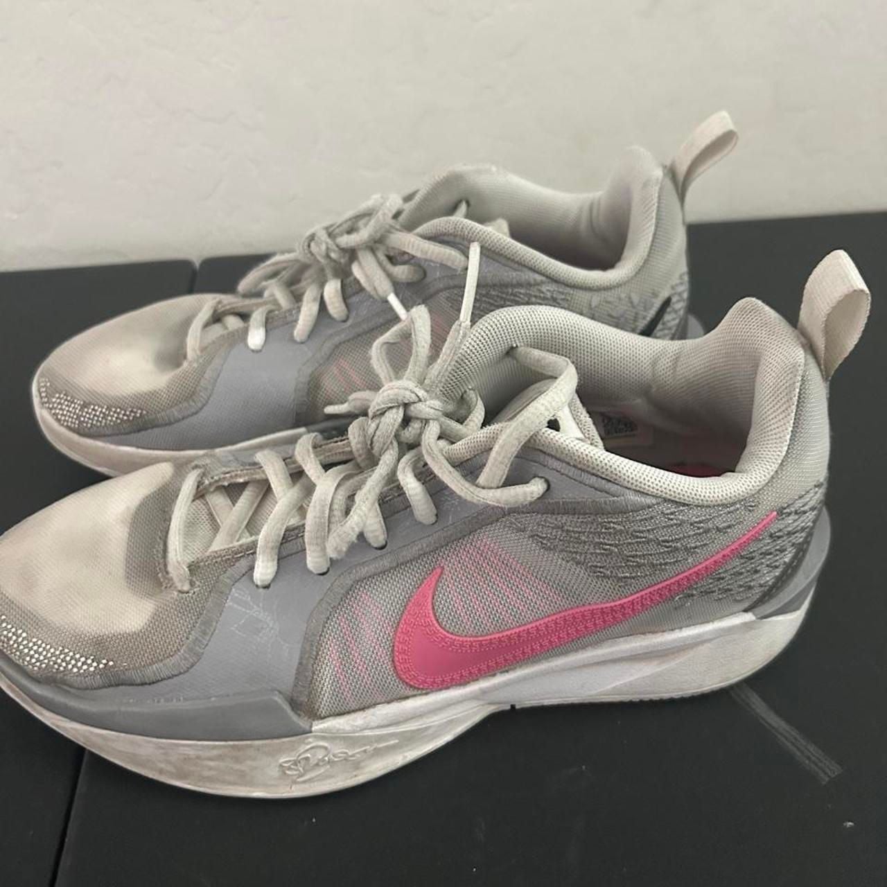Nike Sabrina 2 'Lily' Youth Size 4.5Y Basketball Sneakers 2