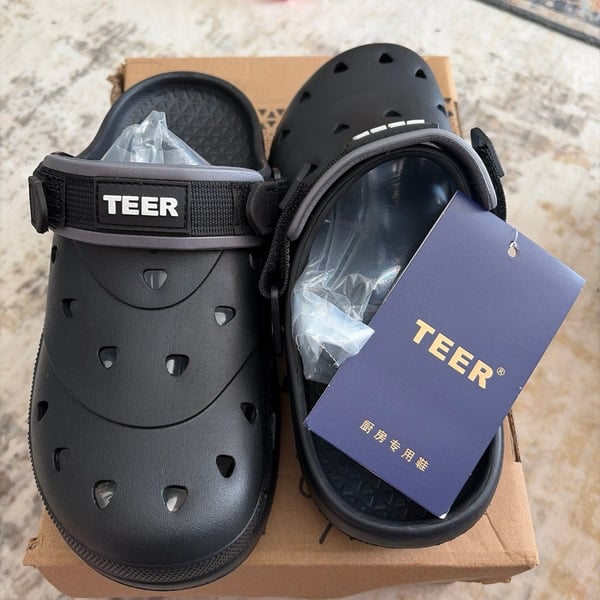 TEER Professional Men's Kitchen Clogs Non-Slip Work Shoes Black - 7
