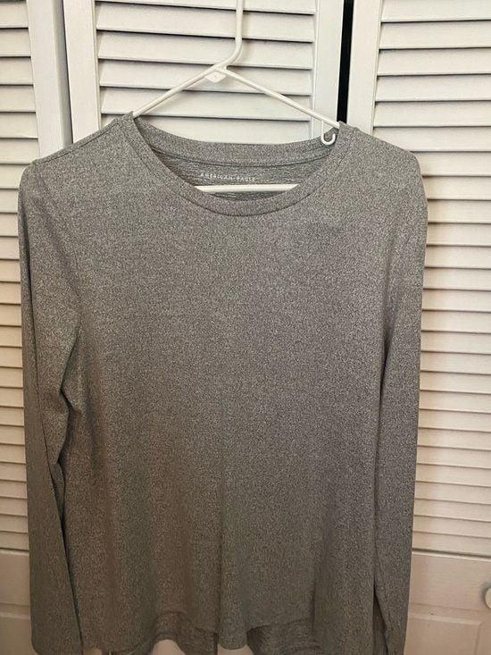 American Eagle Outfitters Gray Long Sleeve Crewneck Top 2