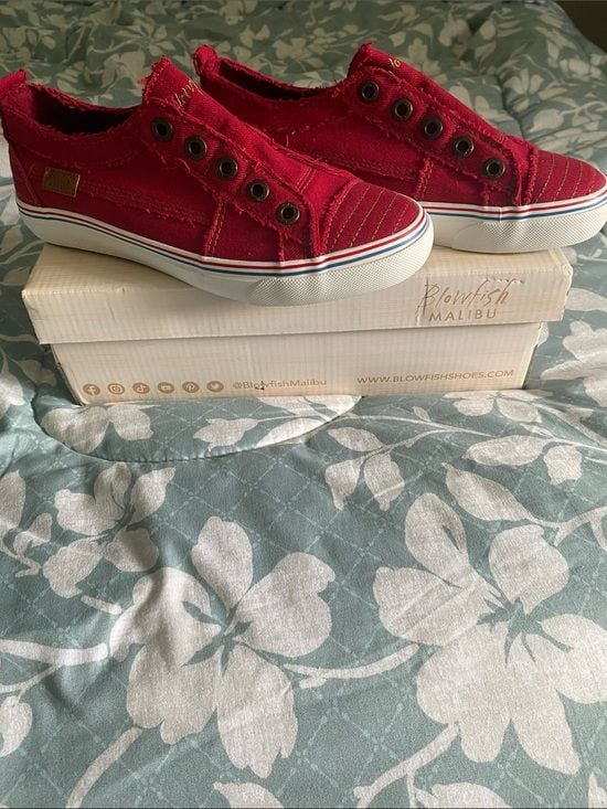 Blowfish Malibu Women’s Red Canvas Slip-On Sneakers 2