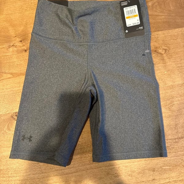 Under Armour HeatGear High Rise Bike Shorts Size Small Gray Compression