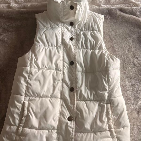Old Navy Puffer Vest Size XS White Quilted Fleece Lined