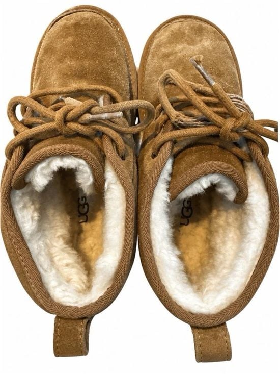 UGG Unisex Chestnut Suede Lace-Up Boots 4