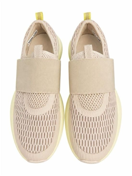 Sorel Slip-On Women’s Athletic Sneaker size 6&1/2 4