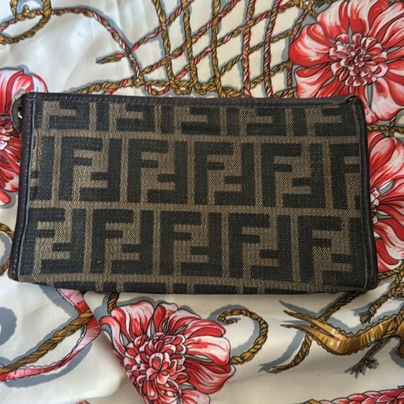 Vintage Fendi make up bag 2