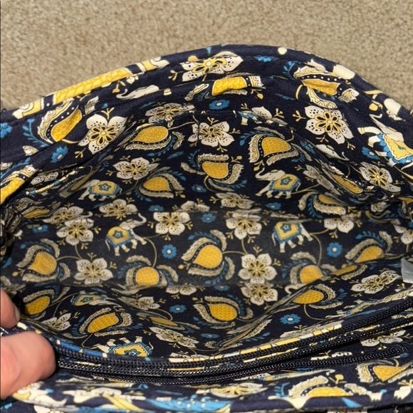 Vera Bradley Ellie Blue Elephant Quilt Fabric Shoulder Bag 8