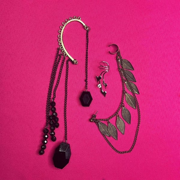 Gothic Ear Cuff Set Black Silver Chain Leaf Dangle