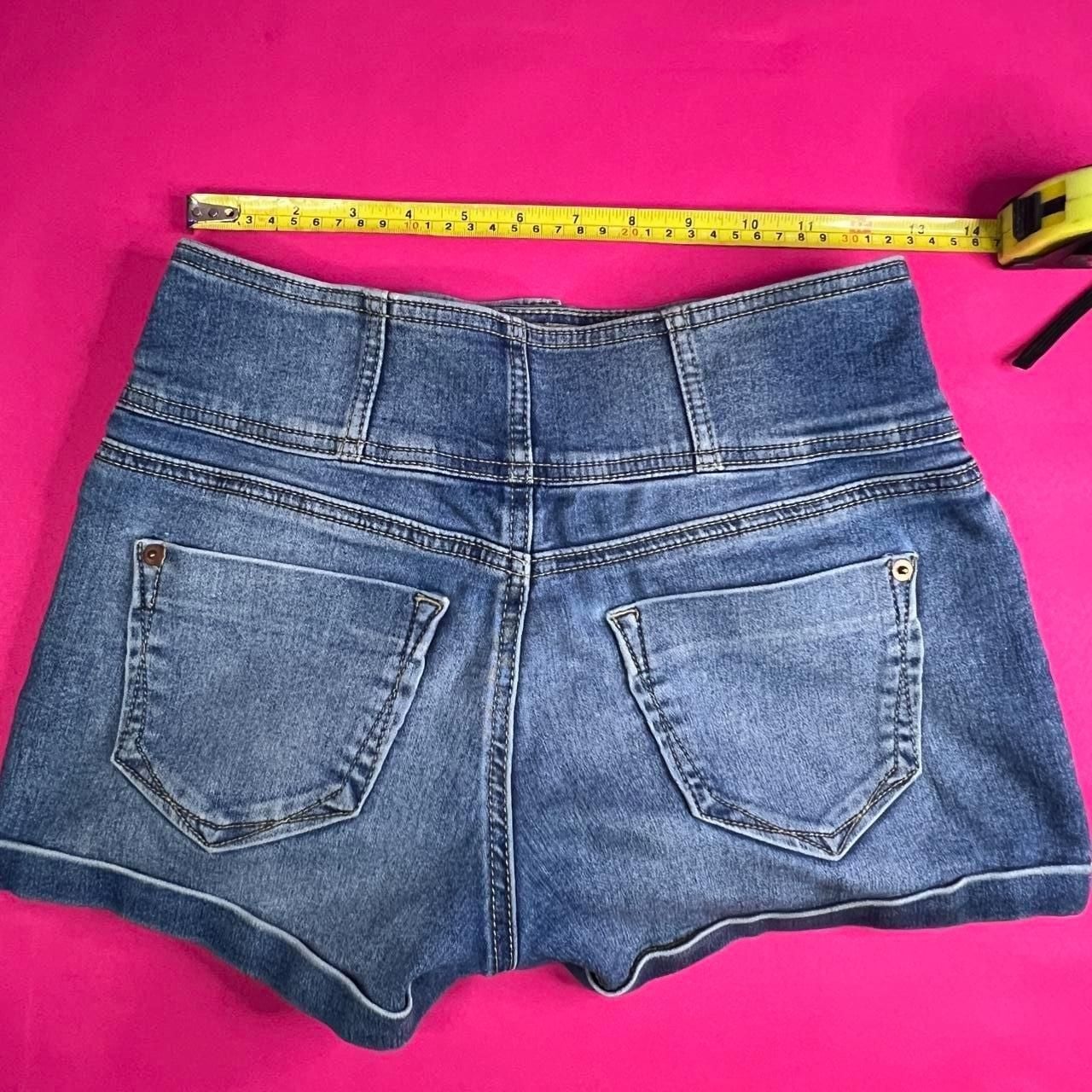 Product thumbnail 3