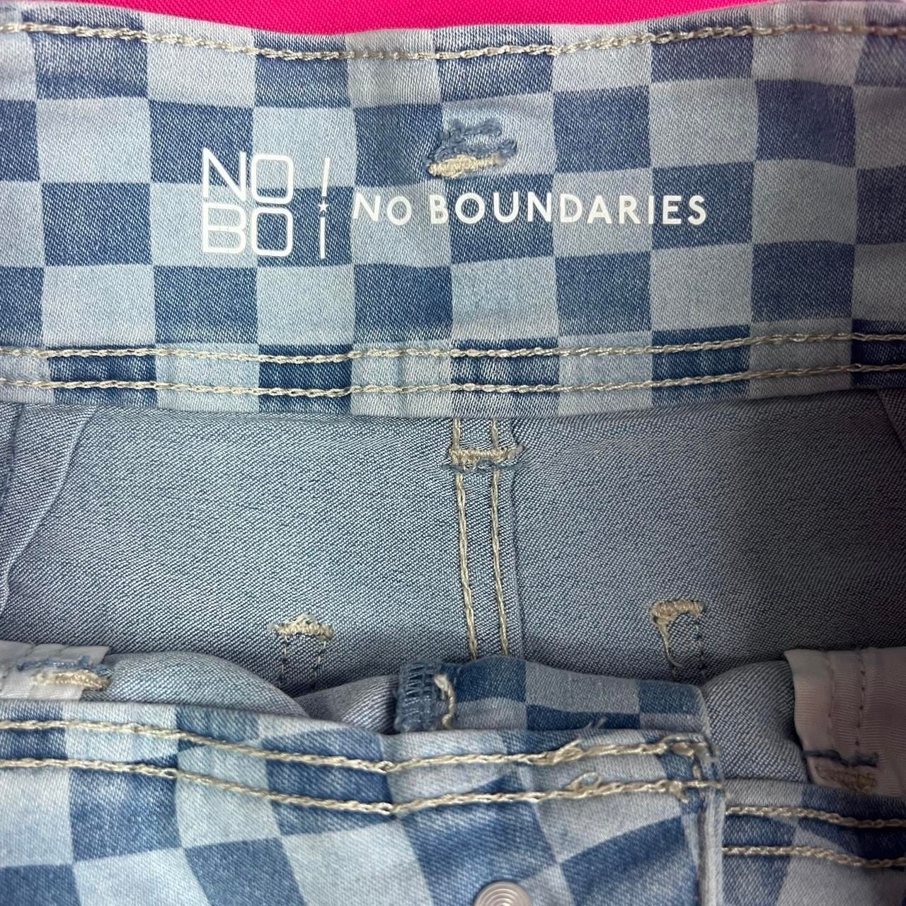 No Boundaries Blue Checkered Denim Shorts Size 7 4