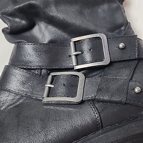Torrid Boots 9 Wide Knee High Black Sweater Trim Faux Leather Zip Strappy Buckle 5