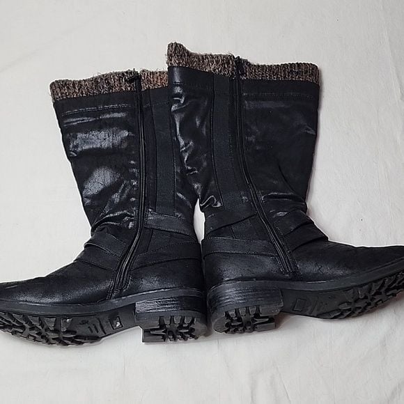 Torrid Boots 9 Wide Knee High Black Sweater Trim Faux Leather Zip Strappy Buckle 10