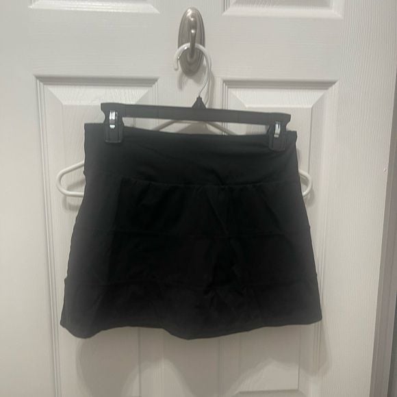 Classic Black Mini Skirt with Wide Waistband 2