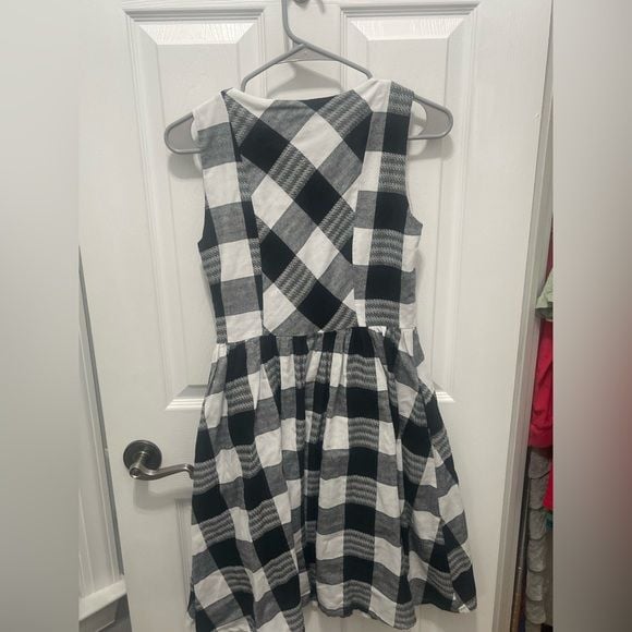 Black and White Sleeveless Asymmetrical Sundress 10