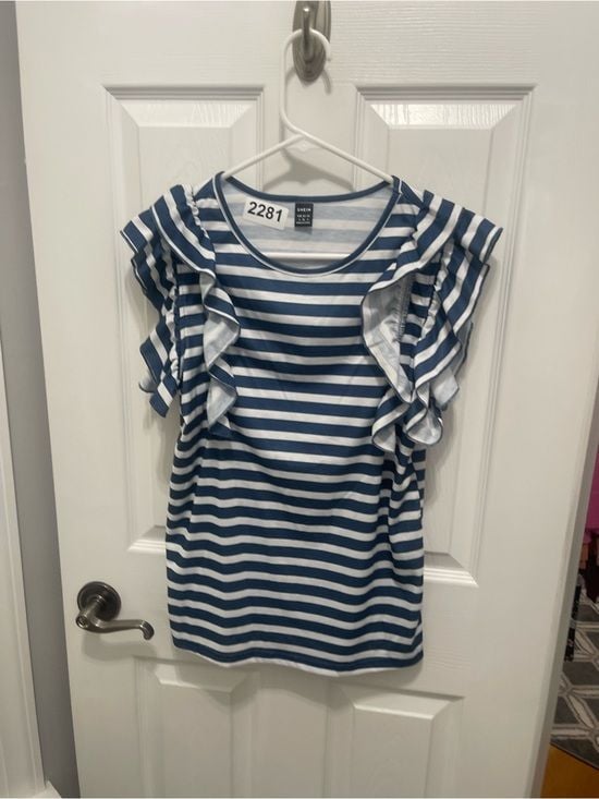 SHEIN Blue & White Striped Ruffle Sleeve Top 6