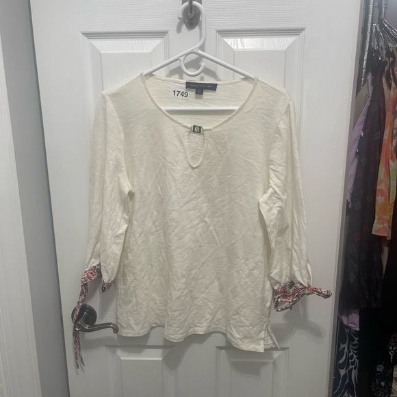Tommy Hilfiger White Blouse with Patterned Sleeve Ties 2