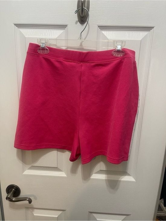 Bobbie Brooks Bright Pink Athletic Shorts with White Side Stripe 11