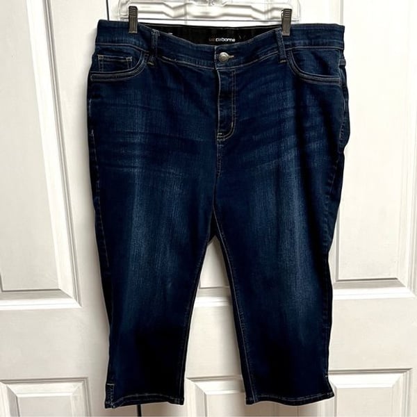 Liz Claiborne Dark Blue Sara Crop Jeans Plus Size 18W
